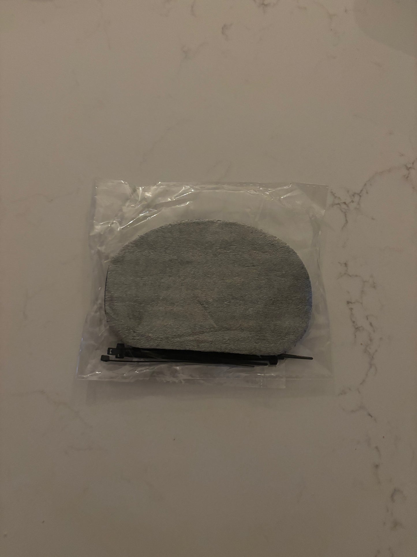 two tone chin pad.